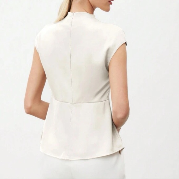 Luxe black elegant pleated blouse - Picture 13 of 16